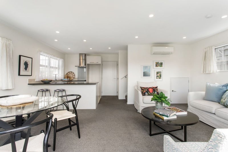 Riccarton, 3 bedrooms64693789554179113