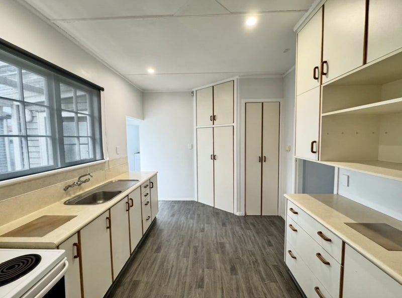 Roslyn, 3 bedrooms64693789571969112