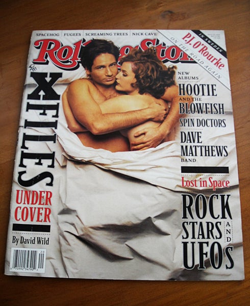 Rolling Stone Magazine X Files May 16, 1996, Issue 734. US. Carousel 1