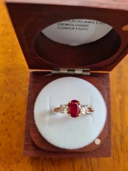 Ruby/Diamond Ring Carousel 1