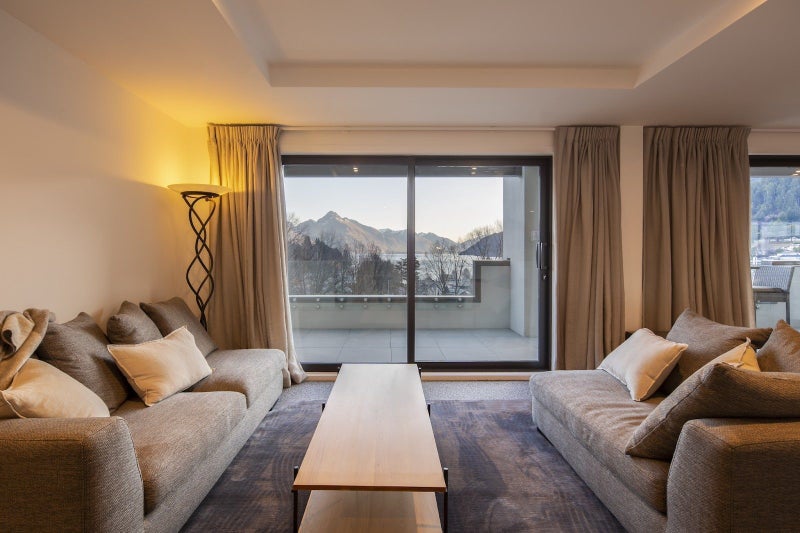 Indulge in the Extraordinary64693993927809112