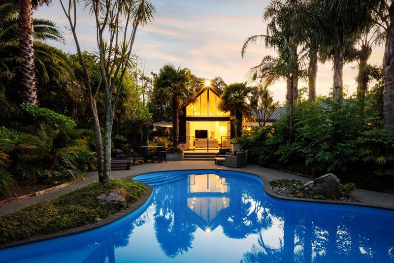 Remarkable Residence & World-Class Grounds64771571673729113