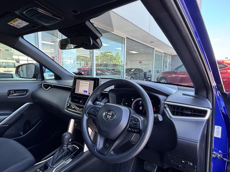 2023 Toyota Corolla Cross GX 2.0P HEV ECVT FWD...64694083280513111