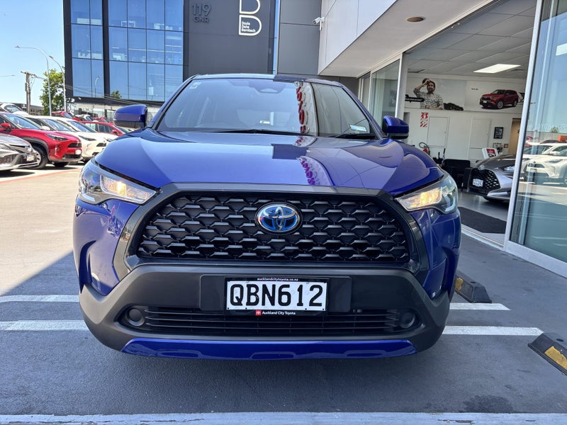 2023 Toyota Corolla Cross GX 2.0P HEV ECVT FWD...64694083280513113