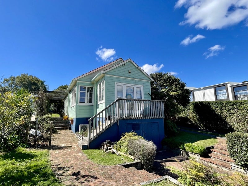 Mount Albert, 3 bedrooms64694186181761112