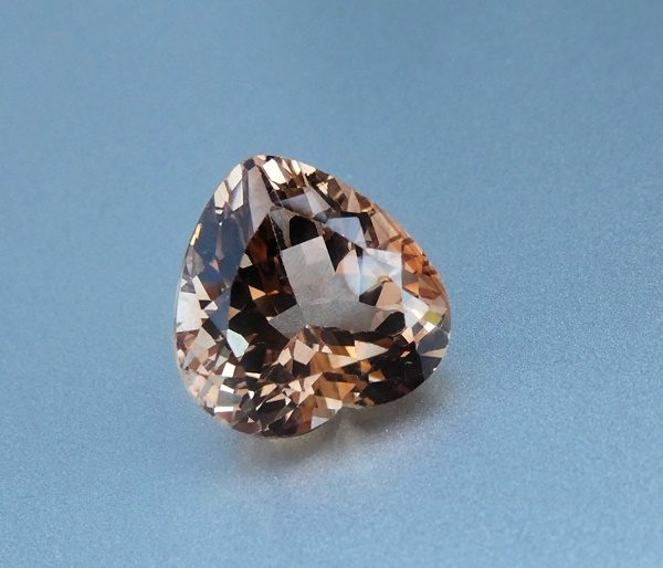 13.12CT BRILLIANT HEART CUT 100% NATURAL PINKISH BROWN IMPERIAL TOPAZ Carousel 2