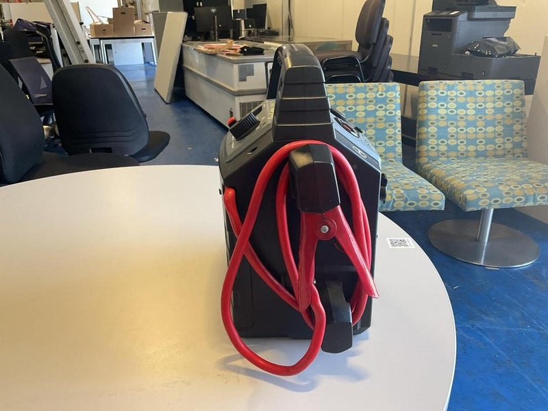 Projecta 2200A Jumpstarter Carousel 2