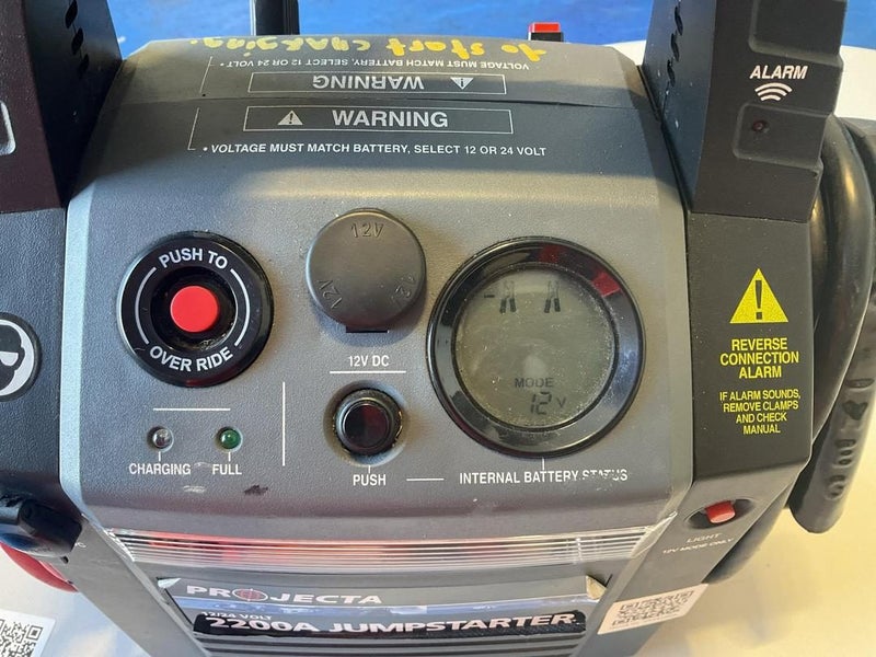 Projecta 2200A Jumpstarter Carousel 6