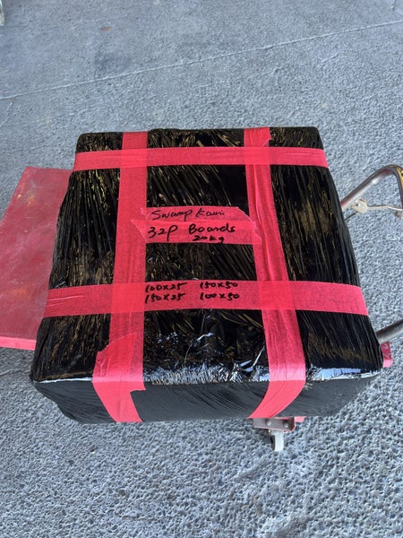 32 pieces Ancient Swamp Kauri Blanks collection64694471532419110