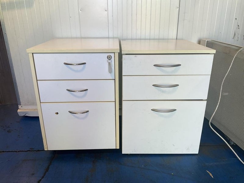 2x 3 Drawer Cabinents Carousel 1