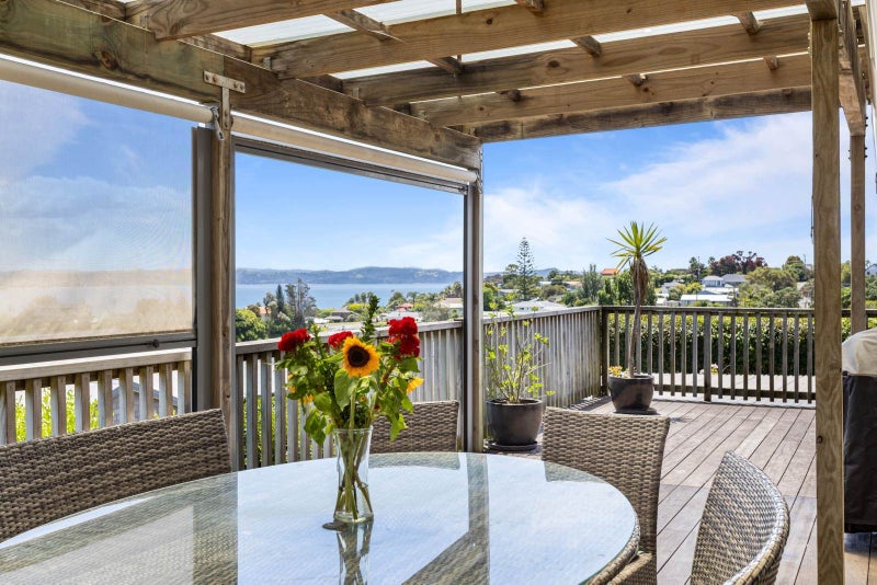 Double Whammy with Sea Views64771959041281114