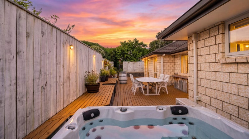 Beach Access Bliss!64771959024899113