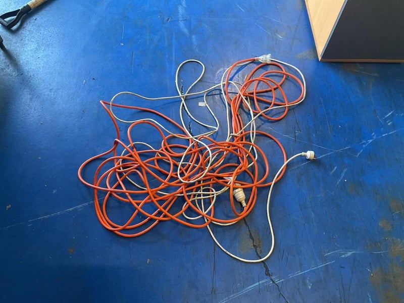 2x Extension Cords Carousel 1