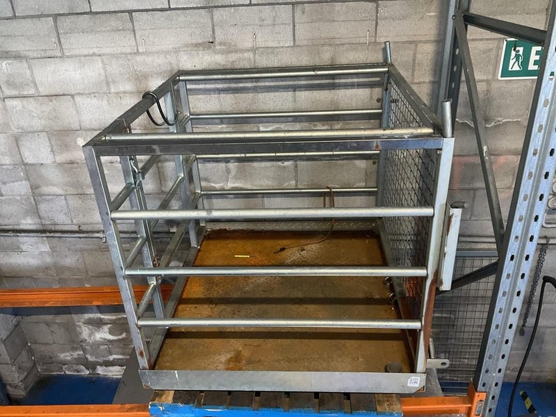 Forklift Cage Carousel 2