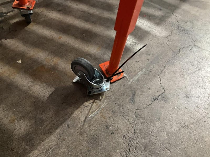 Conveyers Carousel 4