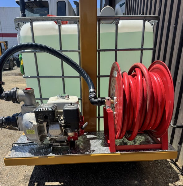 Fire fighting unit (2000L)64694897094273110