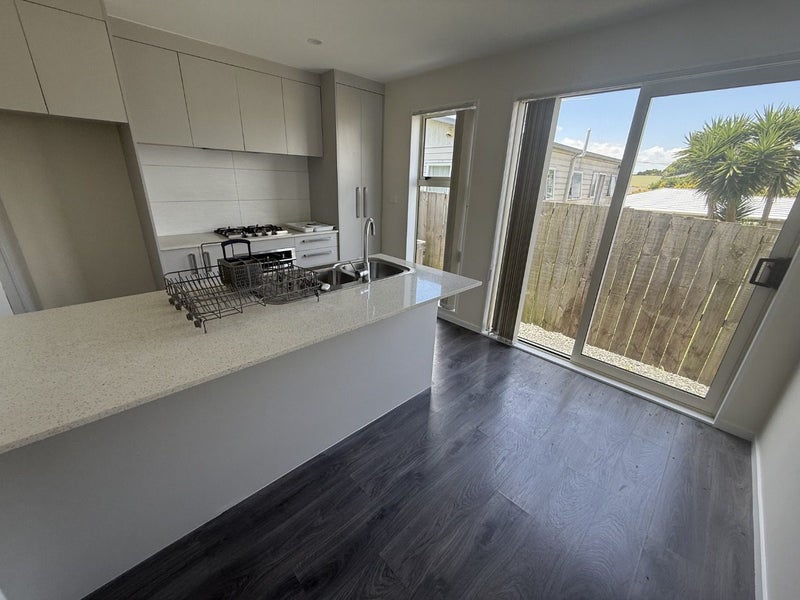 Manurewa, 4 bedrooms64695179057665111