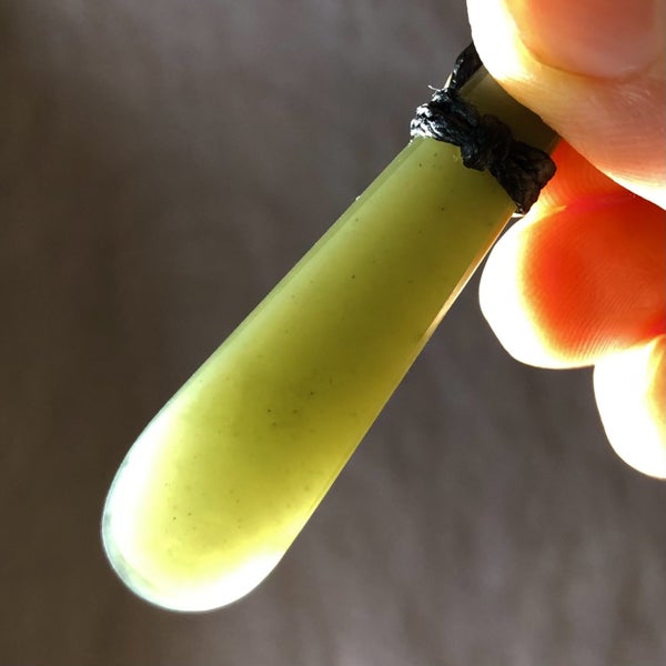 CRAZY 1 DAY AUCTION!!: 4.4cm NZ Greenstone Roimata Pendant, $1 Reserve Carousel 2