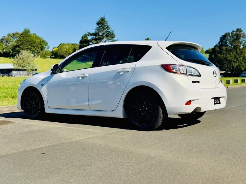 2012 Mazda Axela 15S SPORTS !! WHITE BEAUTY BEA...64695916083457112