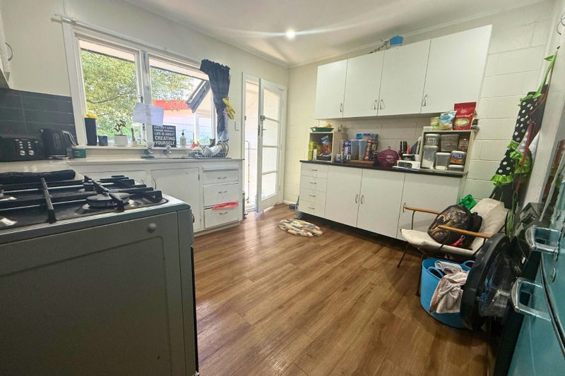 Linwood, 3 bedrooms64696211444226113