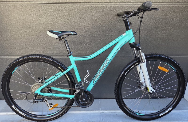 Merida Juliet 7.20 - Medium Frame (17inch) - Good Condition Carousel 1