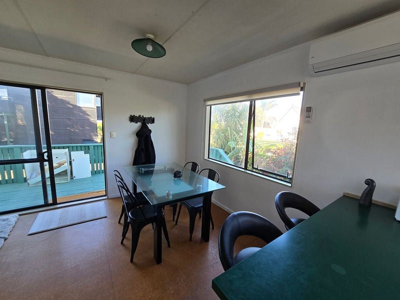 Papamoa Beach, 2 bedrooms64696696580995112