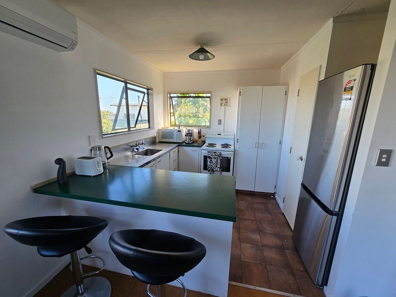 Papamoa Beach, 2 bedrooms64696696580995113
