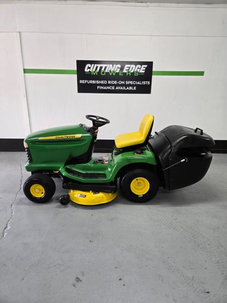 John deere catcher mower ltr180 Carousel 1