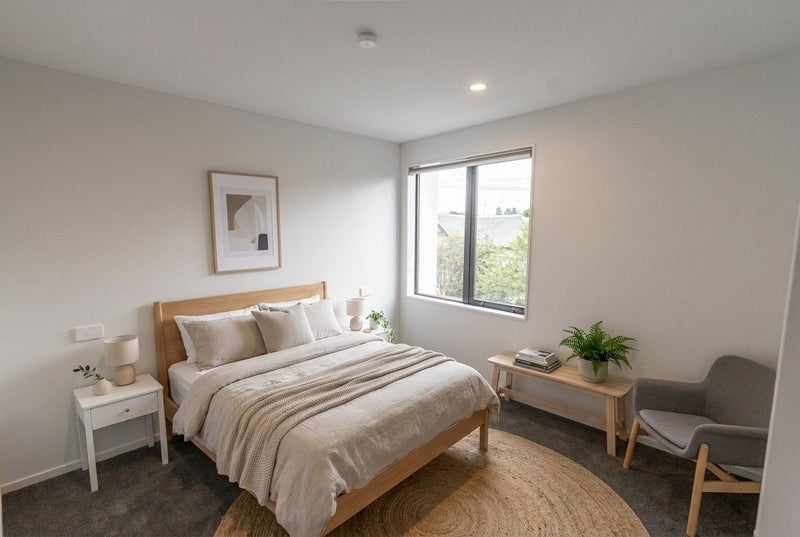 Shirley, 2 bedrooms64696797989891114