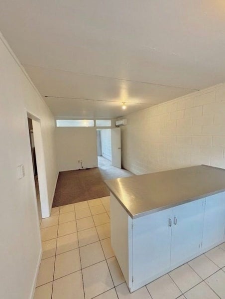 Sandringham, 2 bedrooms64697193685890114