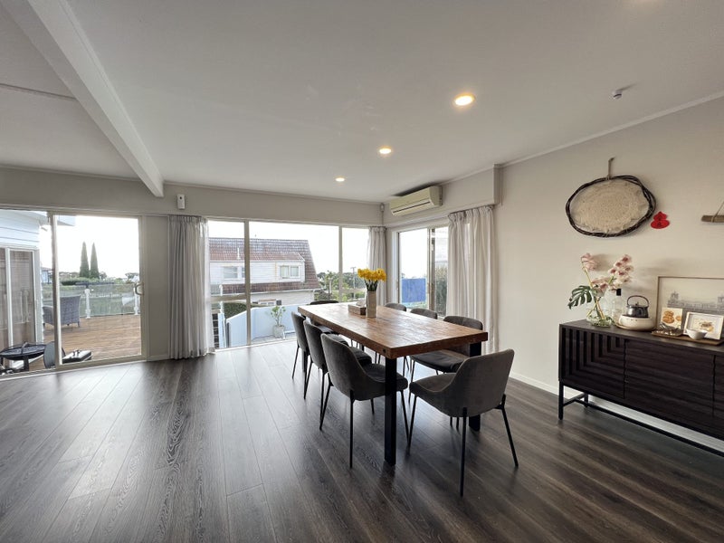 Castor Bay, 4 bedrooms64697386452482113