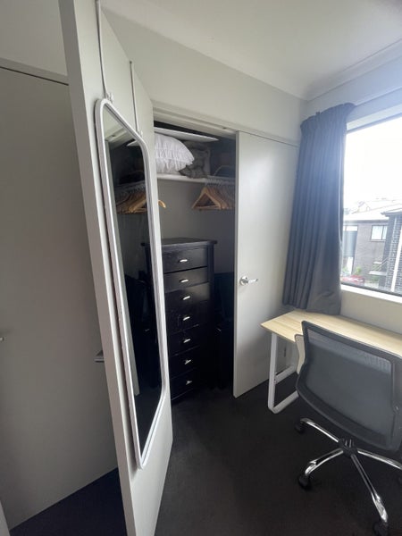 Manukau, 3 bedrooms64697424679553111