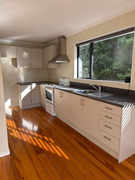 Enner Glynn, 3 bedrooms64697488522498111