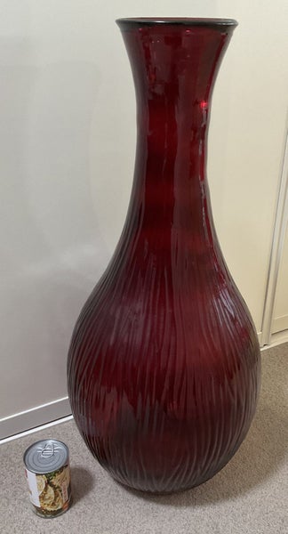 Huge Glass Vase in Red Carousel 1