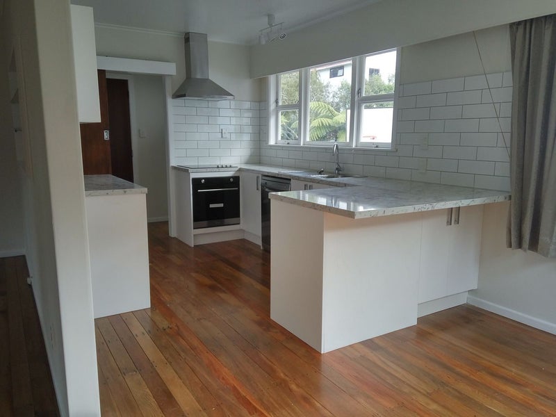 Karori, 3 bedrooms64701682717827111