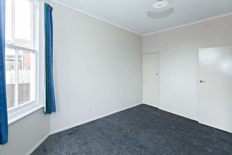 Royal Oak, 2 bedrooms64701994802305114