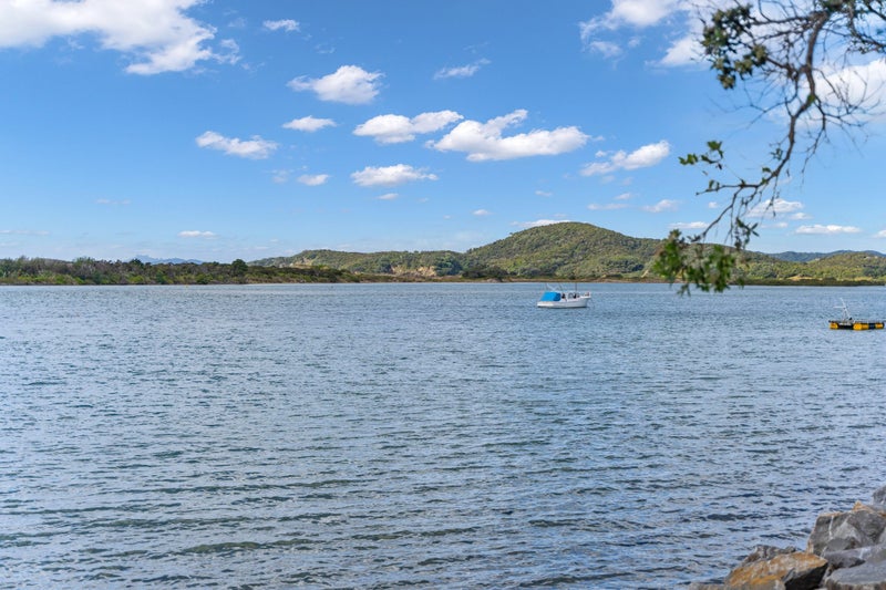 Seaside Living at a Steal64701994856449114