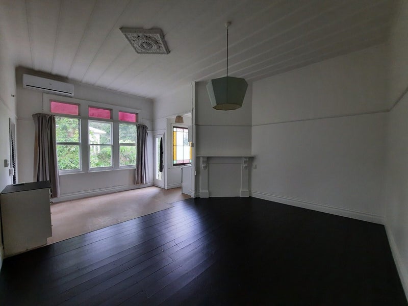 Mount Eden, Studio64702294825601111