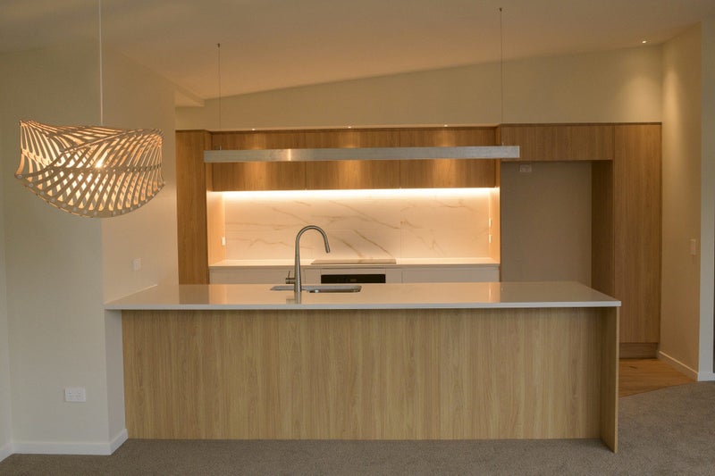 Halswell, 3 bedrooms64702507166339111