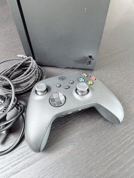 Xbox Series X 1TB – Carbon Black – Powerful Next-Gen Gaming Console64702544534915112