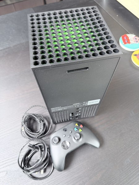 Xbox Series X 1TB – Carbon Black – Powerful Next-Gen Gaming Console64702544534915114