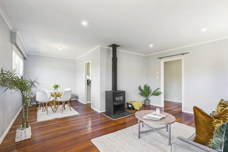 A Warm Welcome Awaits On Raroa Place64702695717634112