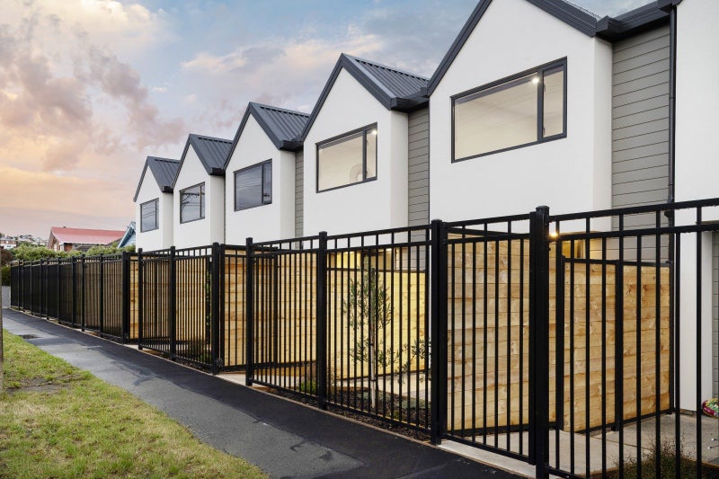 Premium Coastal Location - Move in ready64702695782403110