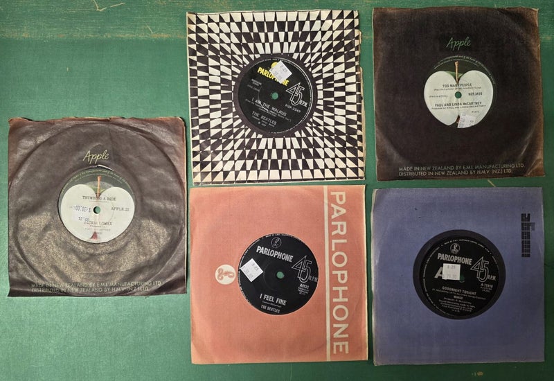 25x The Beatles and related lot2 $30 each Carousel 8