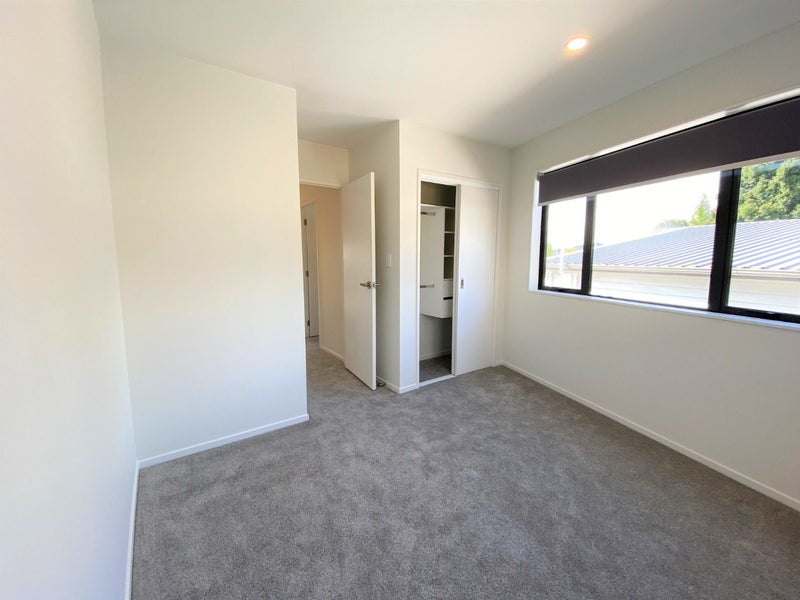 Te Atatu Peninsula, 2 bedrooms64702897009027113