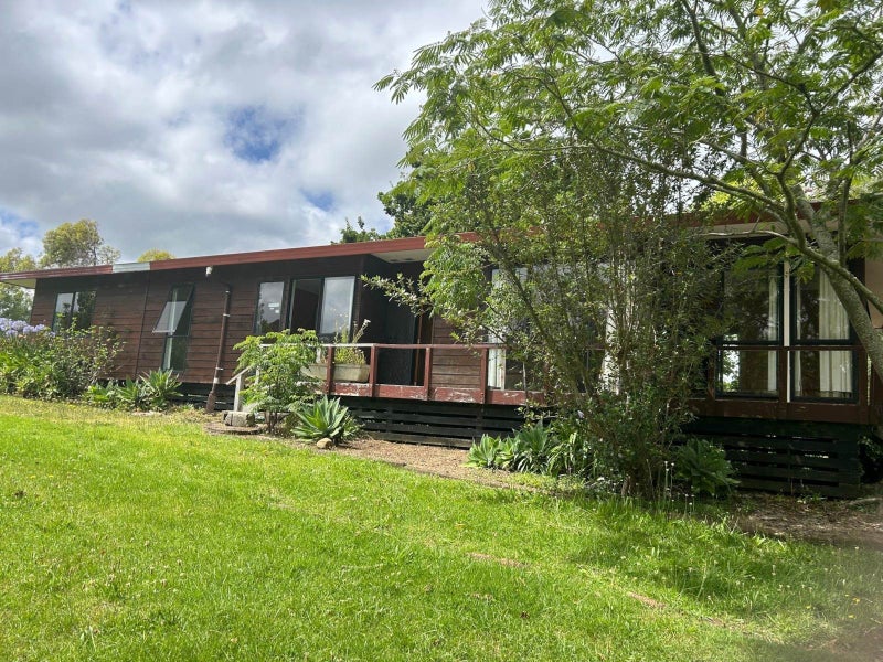 Helensville, 4 bedrooms64702997229697110