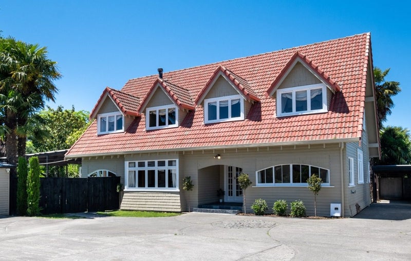 Akina, 6+ bedrooms64703198492545110