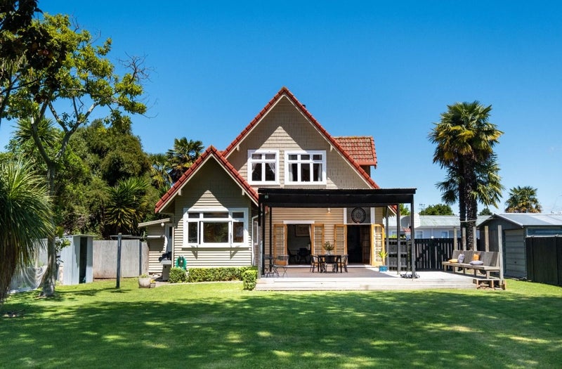 Akina, 6+ bedrooms64703198492545113