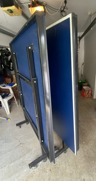 Full sized table tennis table64703563652739111