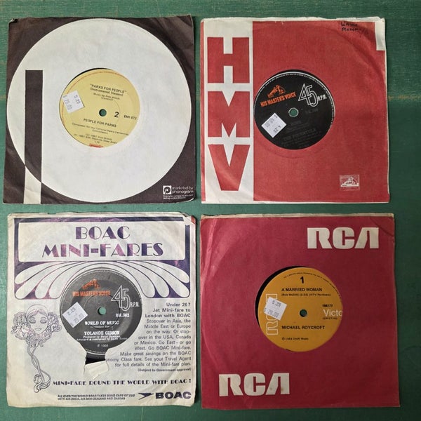 31x New Zealand groups Lot 5 Carousel 2